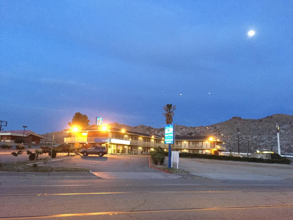 Hilltop Inn & Suites Victorville Exterior photo