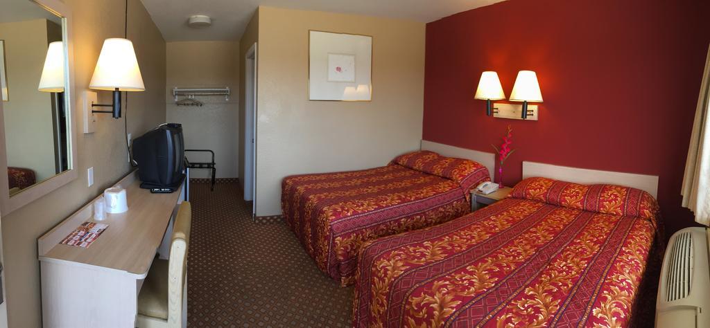 Hilltop Inn & Suites Victorville Exterior photo